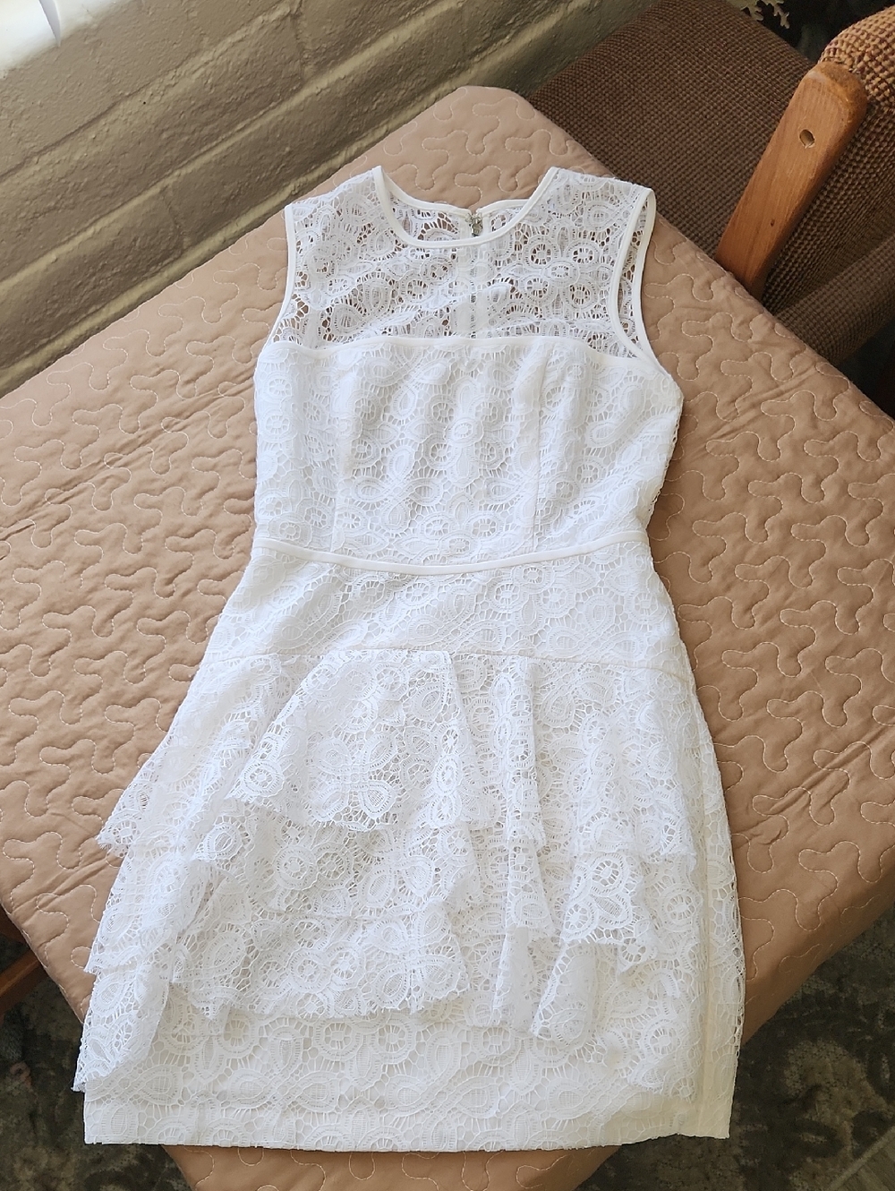 bebe White Lace Sleeveless Mini Dress